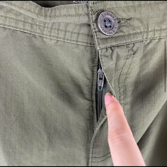 COLUMBIA Men’s Green Ripstop Convertible Hiking Pants | L - Picture 3 of 10